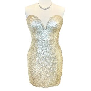 TOBI Klara Gold Sequins Strapless Deep V Bodycon Mini Dress Party Medium Sparkly